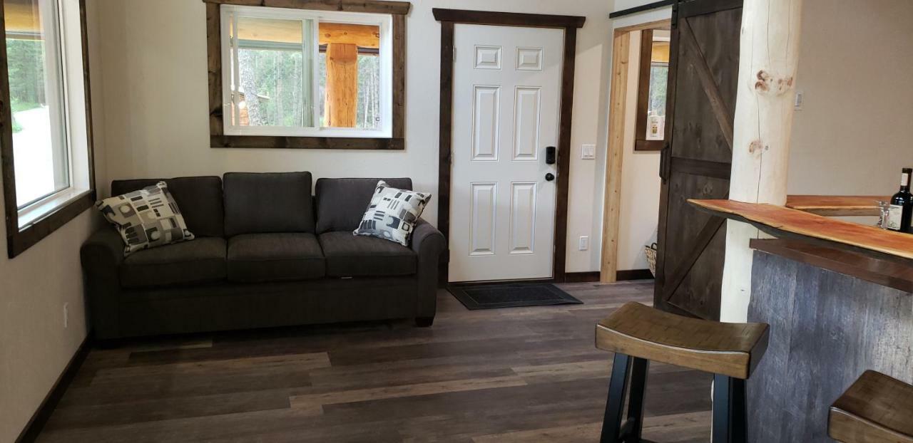 Kicking Horse Canyon Guest House Golden Exterior foto